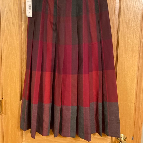 NWT Pendleton plaid pleated skirt - Picture 7 of 8